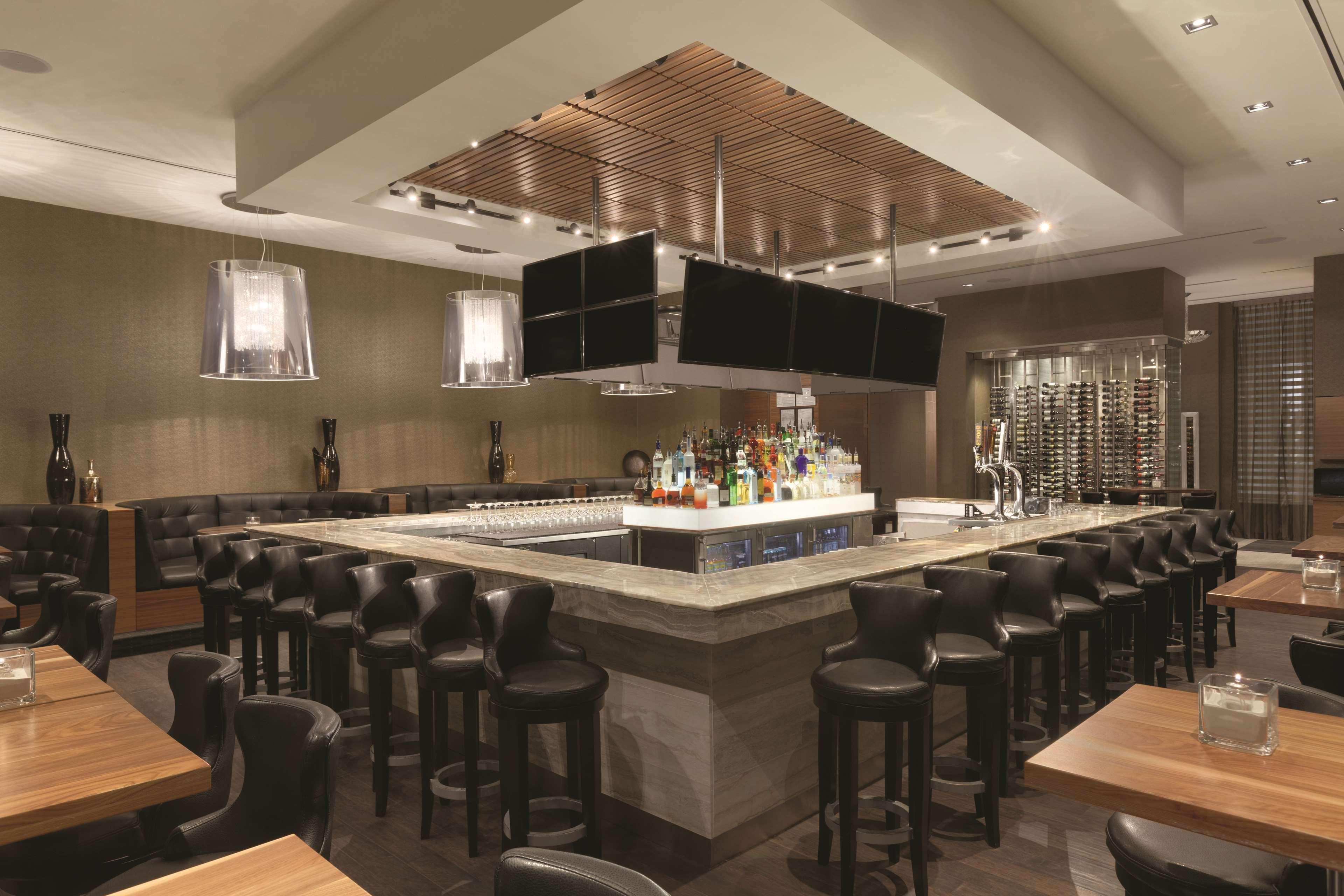 Radisson & Conference Centre Airport Calgary