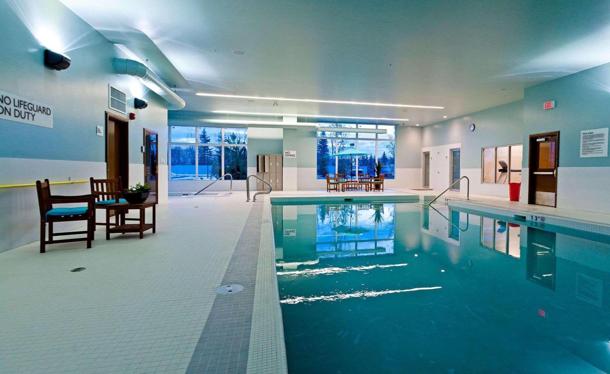 Radisson & Conference Centre Airport 4*