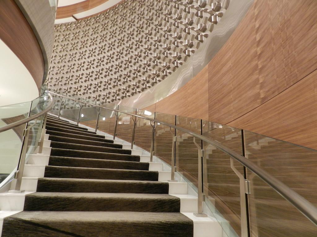 Radisson & Conference Centre Airport