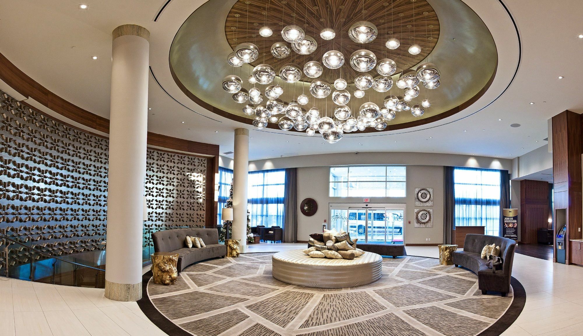 Hotel Radisson & Conference Centre Airport